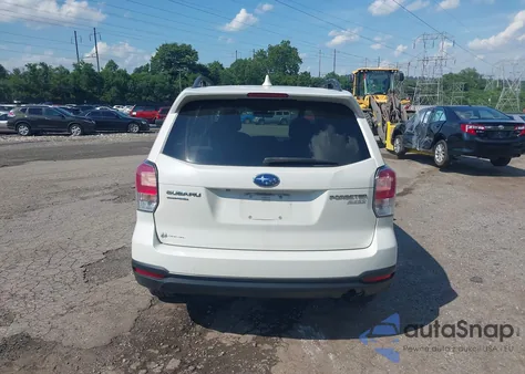 2017 Subaru Forester 2.5I Premium из США, поврежденный, VIN JF2SJAEC6HH507546